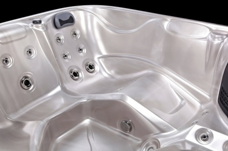 Гидромассажный СПА бассейн Sunrans SR812B